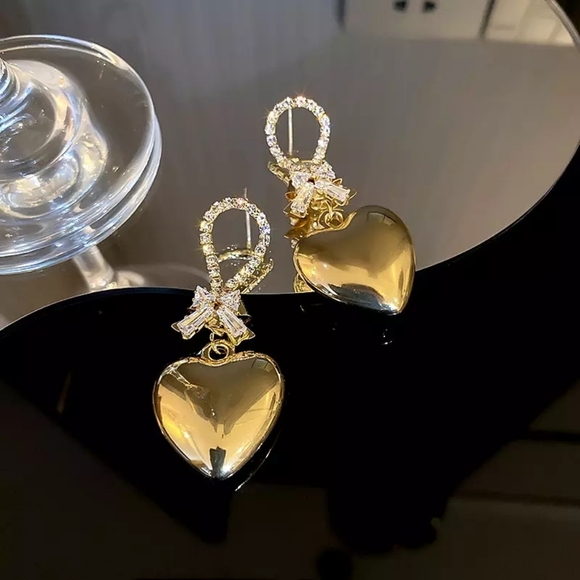 New Golden Color Heart Drop Crystal Earrings - Picture 2 of 6